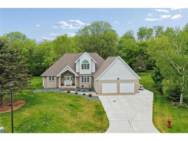 103 Ivy Drive, Woodville, WI 54028