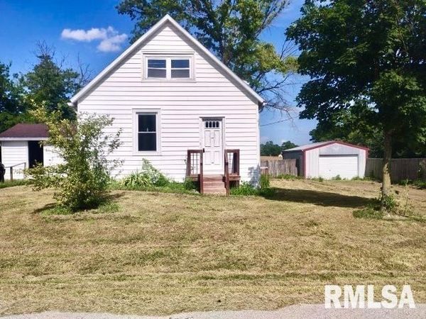 1916 AMES Road, Red Bud, IL 62278