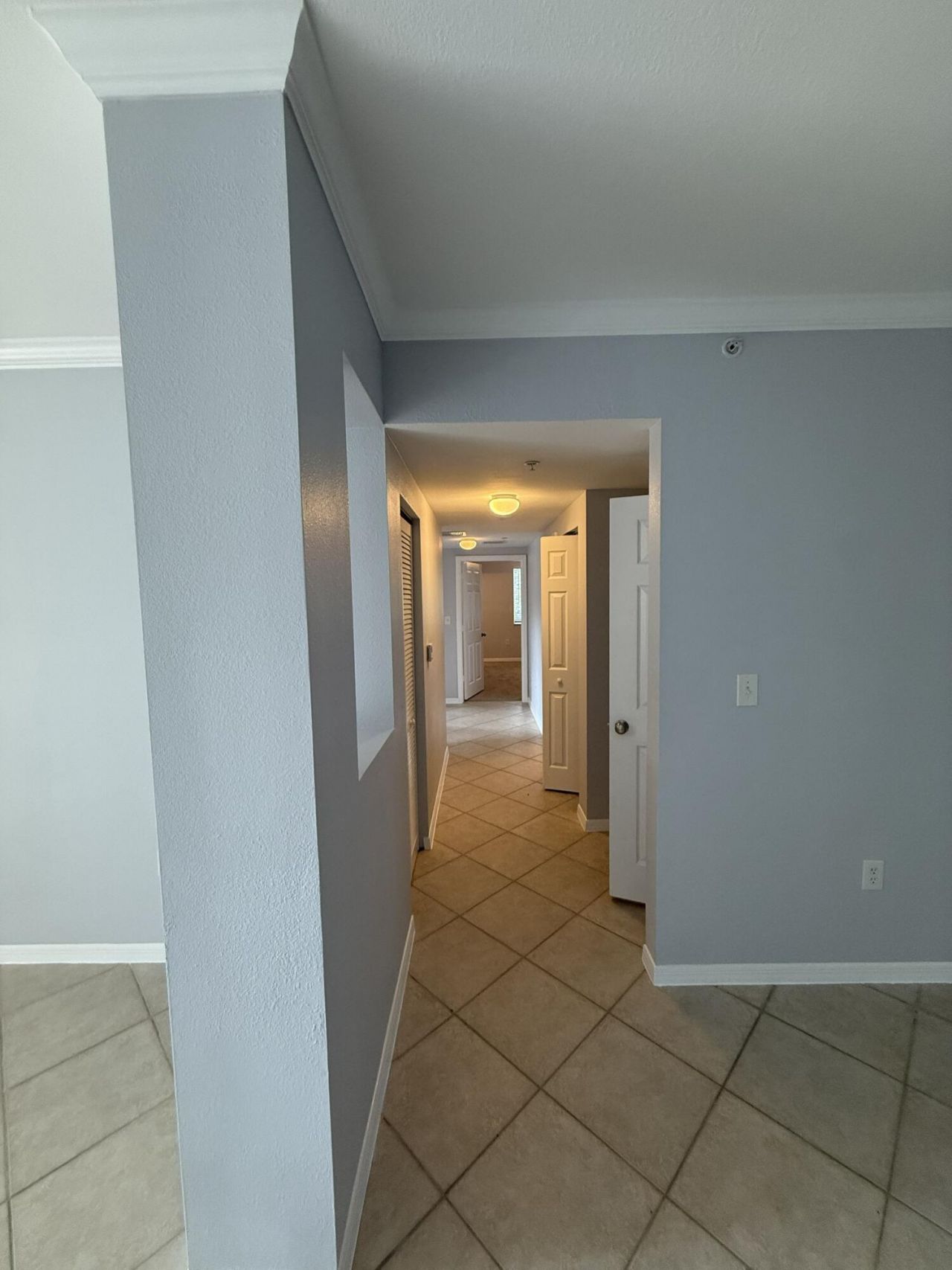 6386 Emerald Dunes Drive, Unit 201, West Palm Beach, FL 33411 Photo