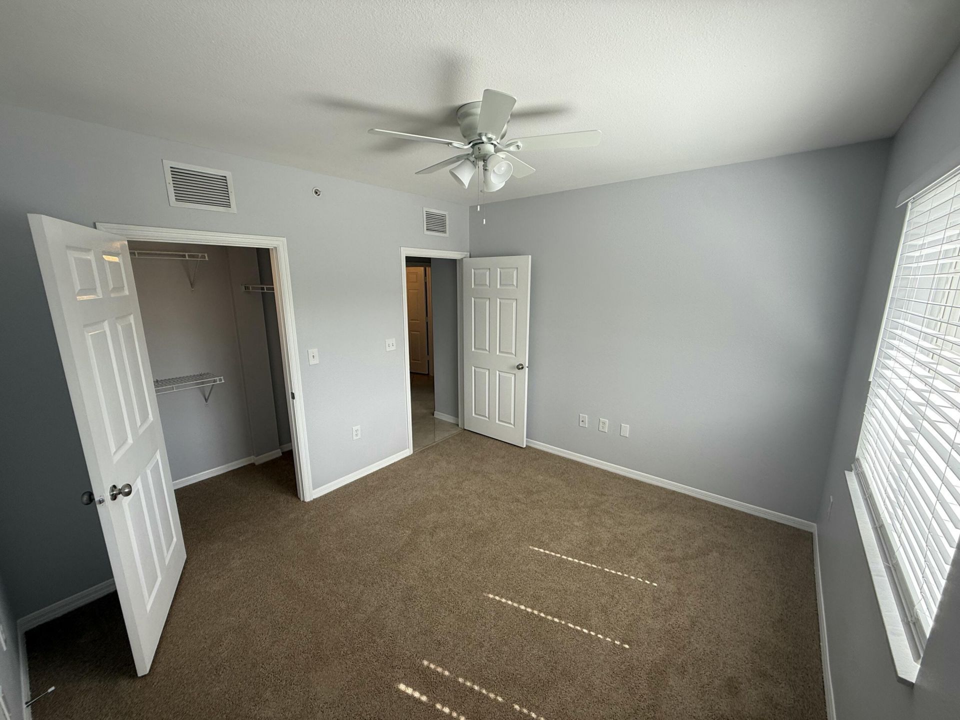 6386 Emerald Dunes Drive, Unit 201, West Palm Beach, FL 33411 Photo