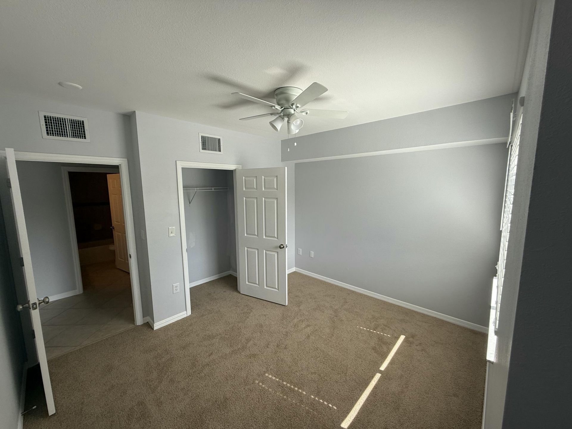 6386 Emerald Dunes Drive, Unit 201, West Palm Beach, FL 33411 Photo