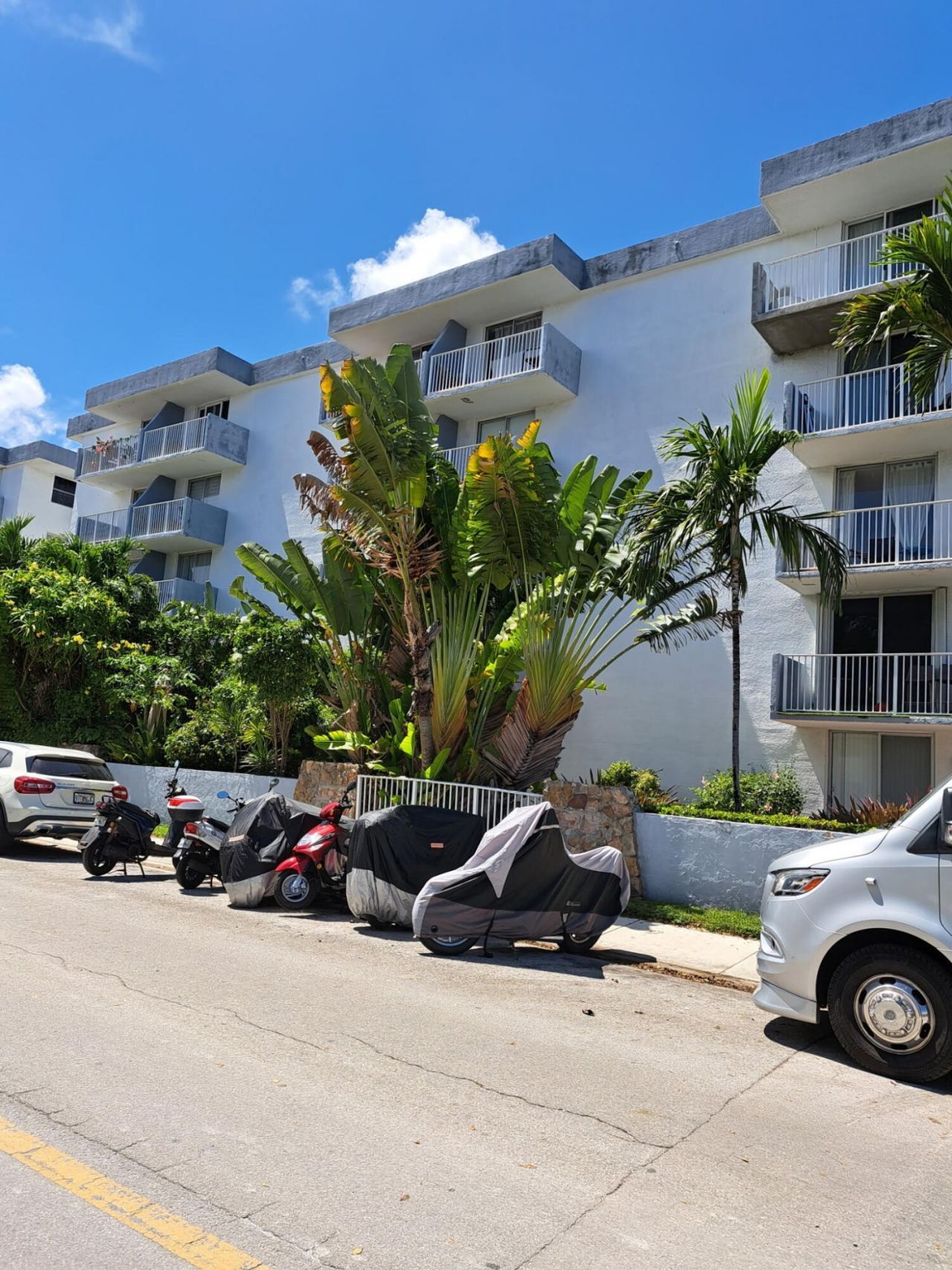 1801 S Treasure Drive, North Bay Village, FL 33141 Photo