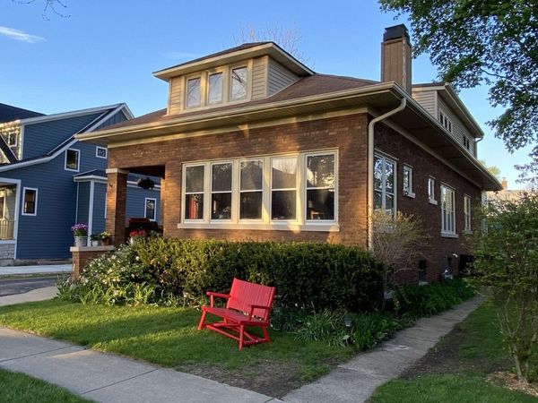 407 N Pine Avenue , Arlington Heights, IL 60004