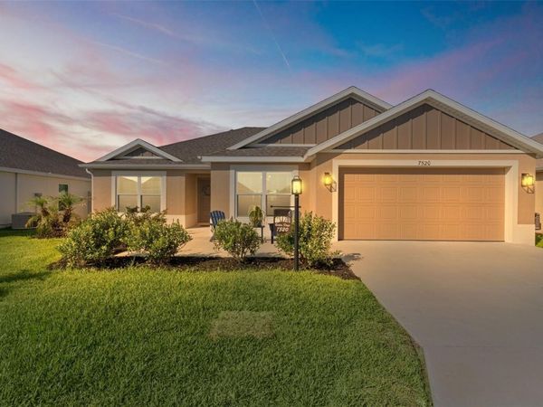7520 FAR HILLS LOOP , THE VILLAGES, FL 34762