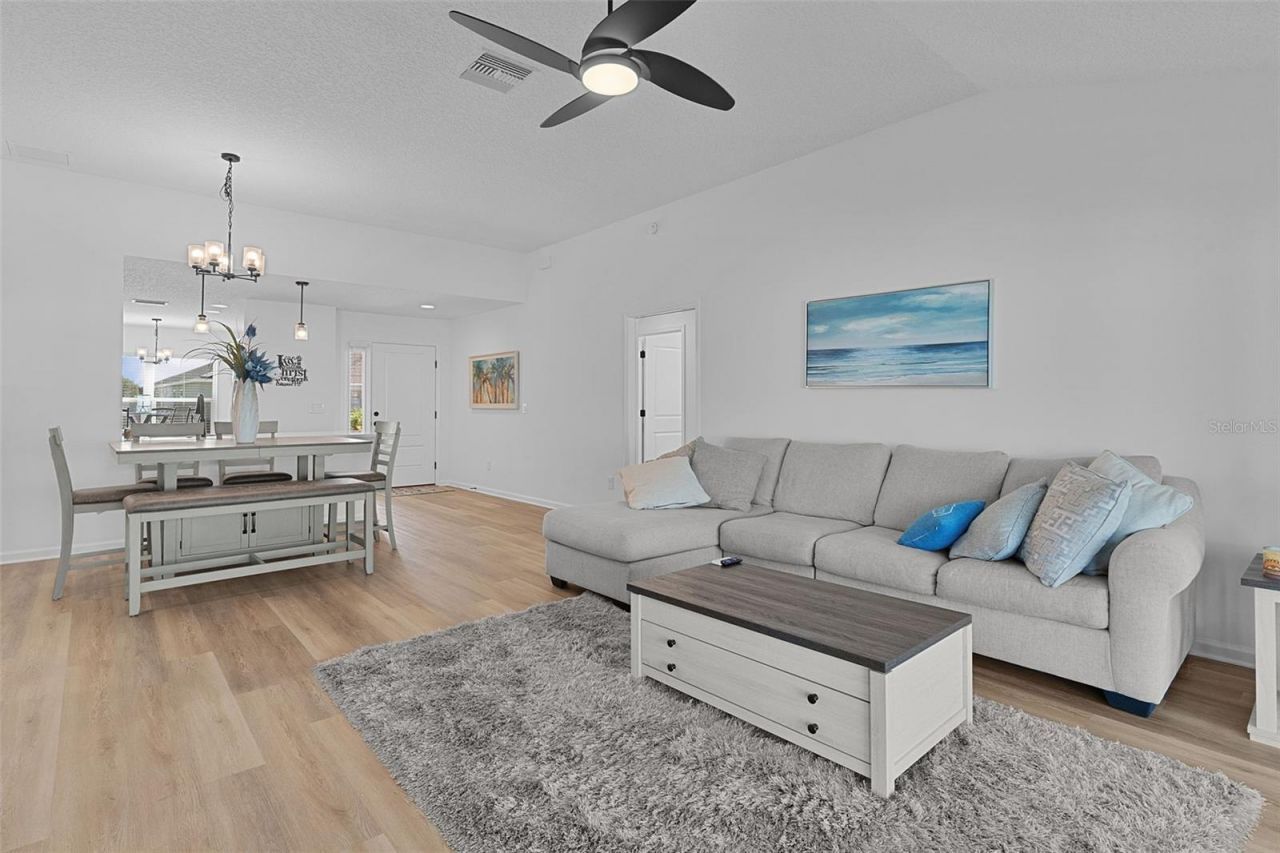 7520 Far Hills Loop , The Villages, FL 34762 Photo