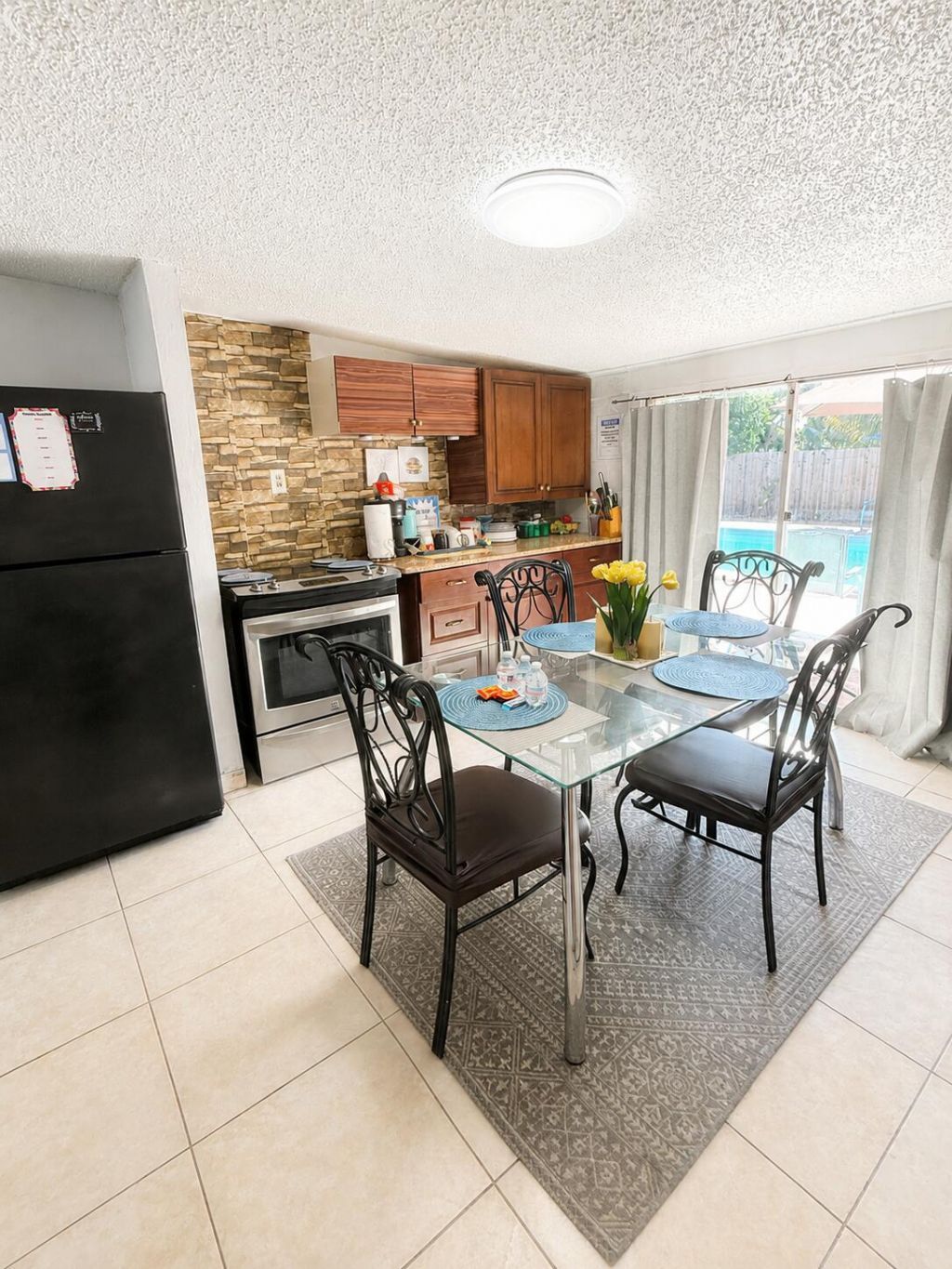 2940 Avenue, Riviera Beach, FL 33404 Photo