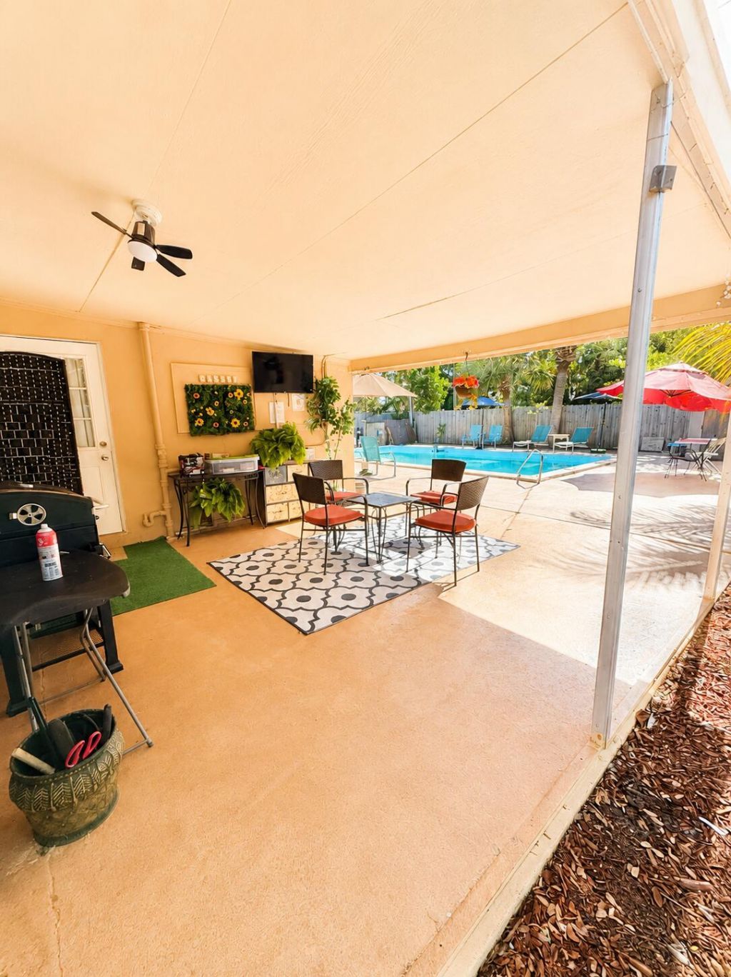 2940 Avenue, Riviera Beach, FL 33404 Photo