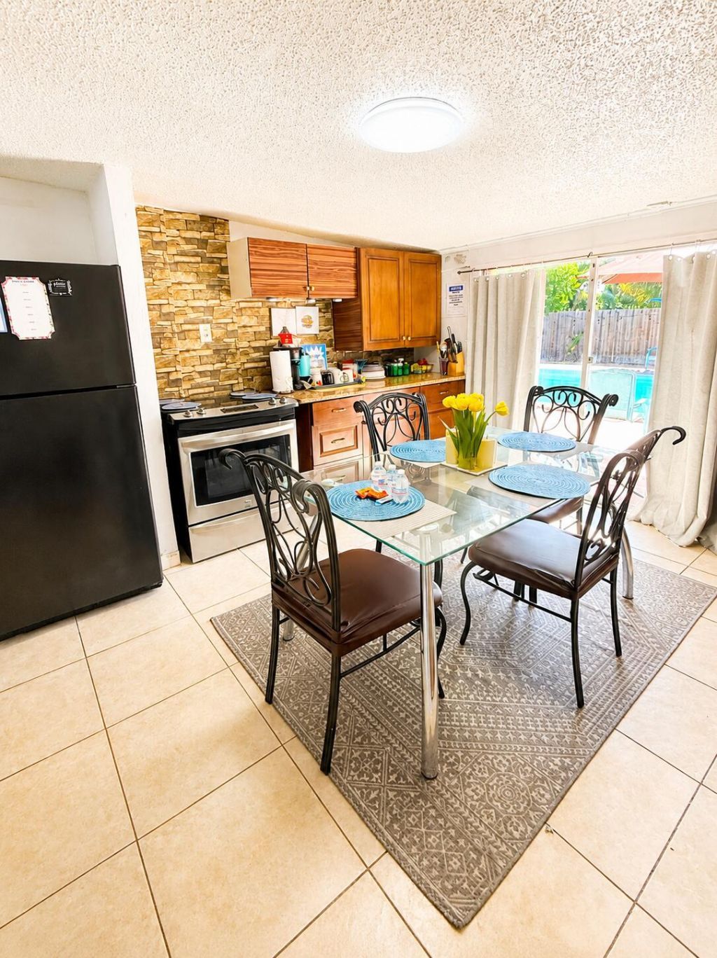 2940 Avenue, Riviera Beach, FL 33404 Photo