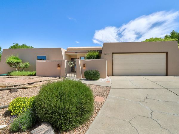 12113 El Dorado Place NE, Albuquerque, NM 87111