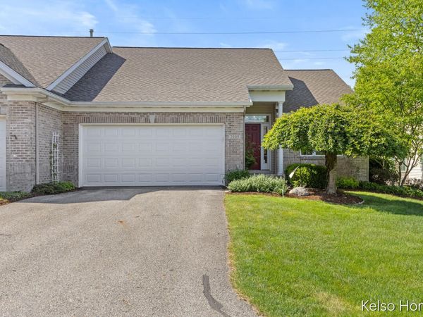 2009 Bryceway Court NE, Grand Rapids, MI 49505