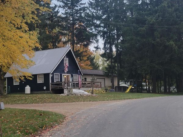 575 Newaygo Drive, White Cloud, MI 49349