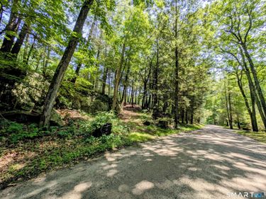 94 Judds Bridge, Roxbury, CT 06783