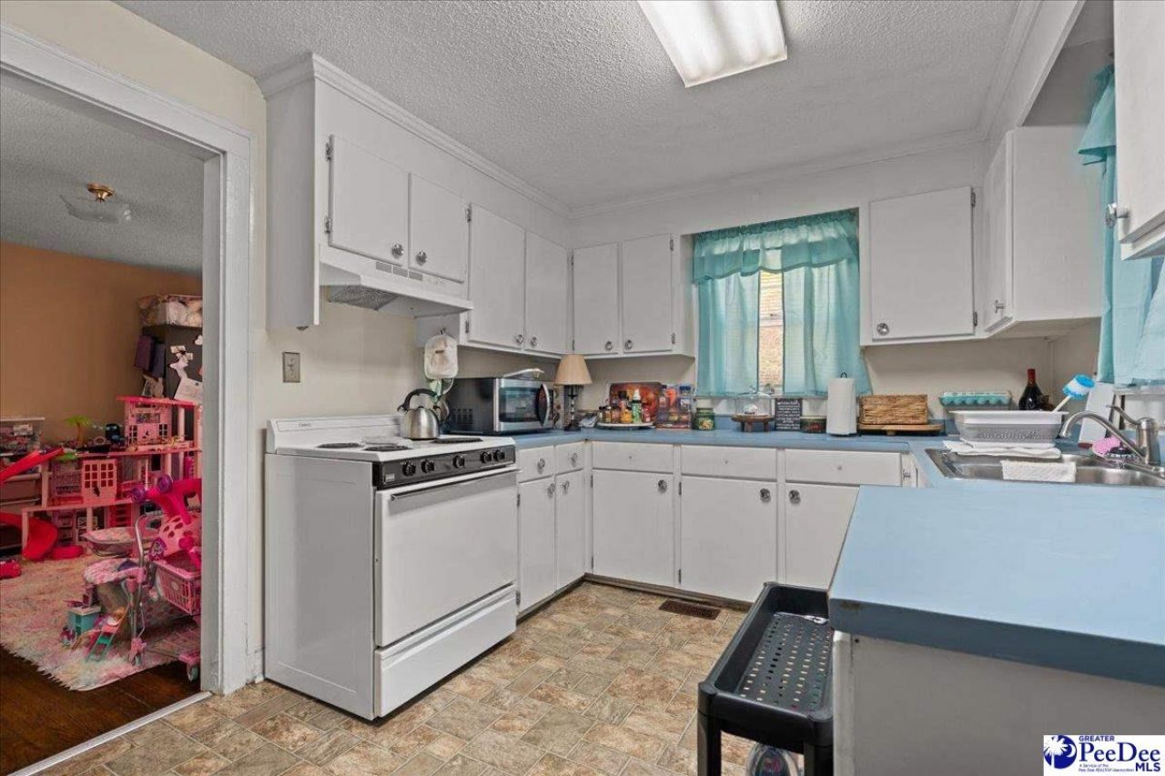 99 Huger St Photo 50