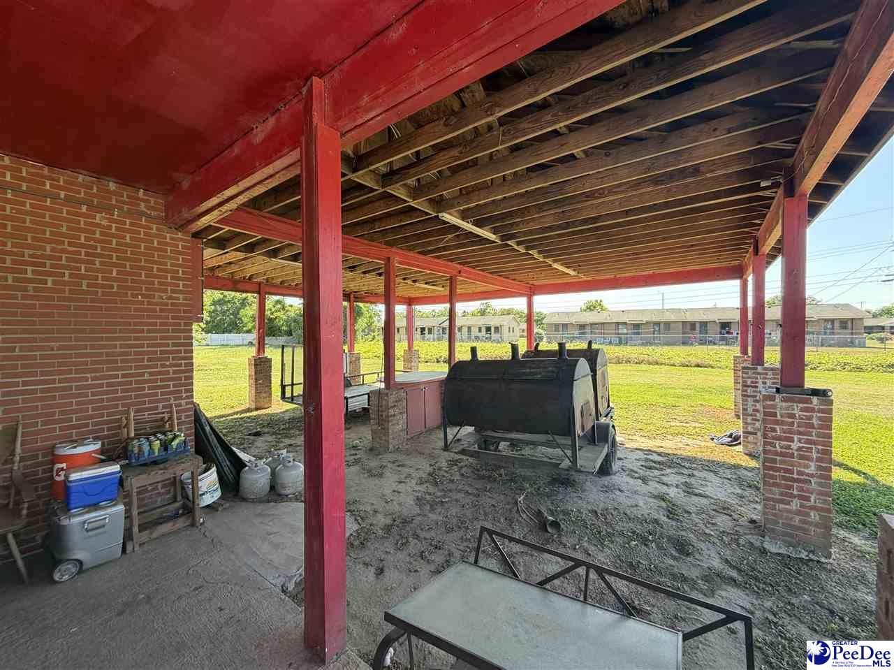 318 Wilmont Street Photo 32