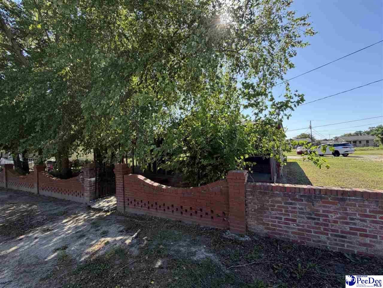 318 Wilmont Street Photo 4