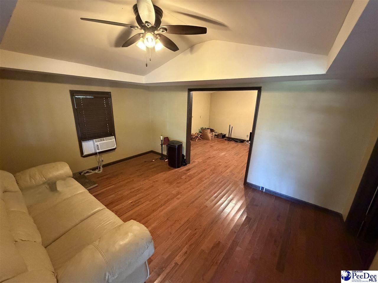 318 Wilmont Street Photo 5