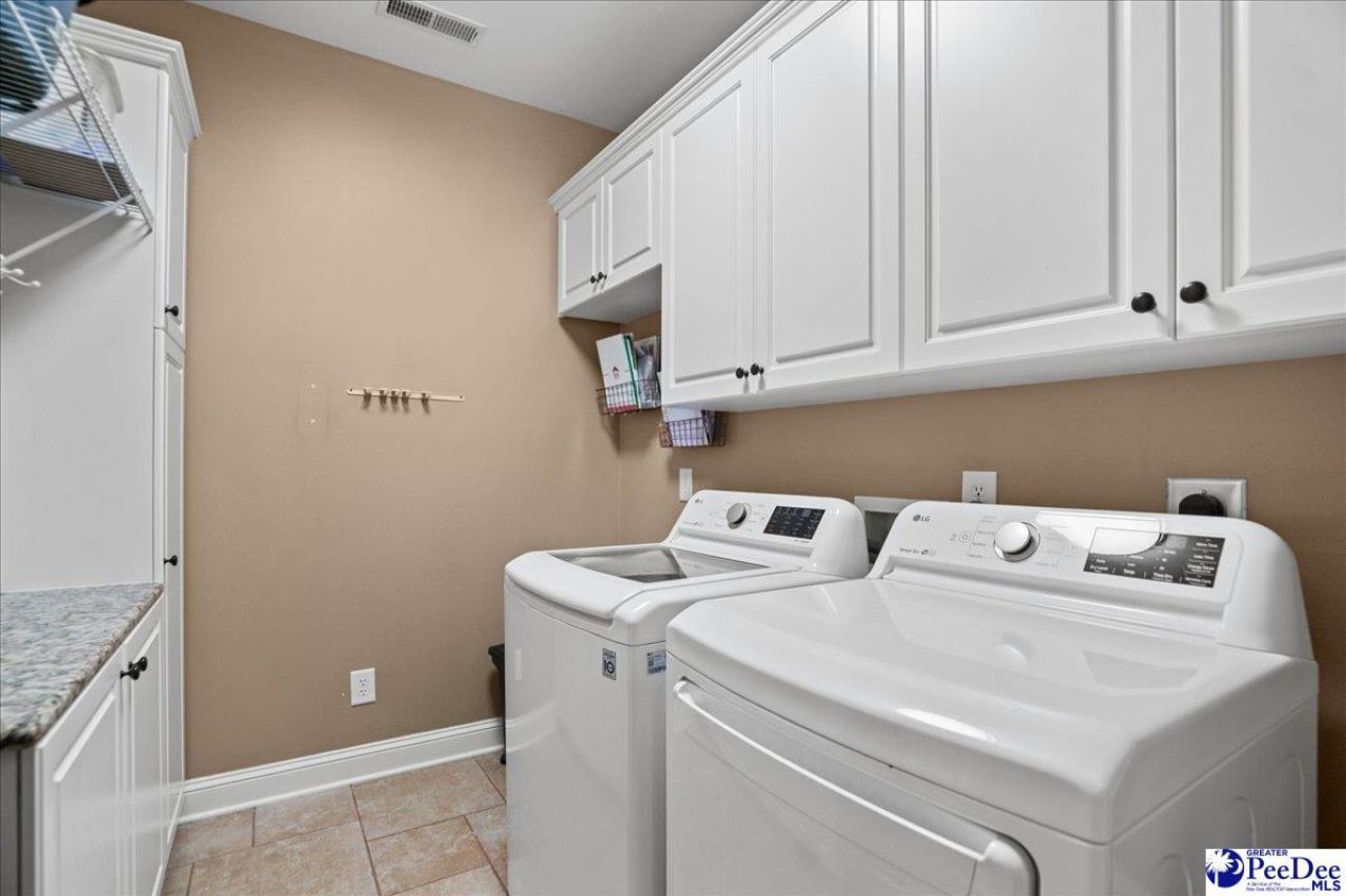658 N Beaverdam Drive Photo 42