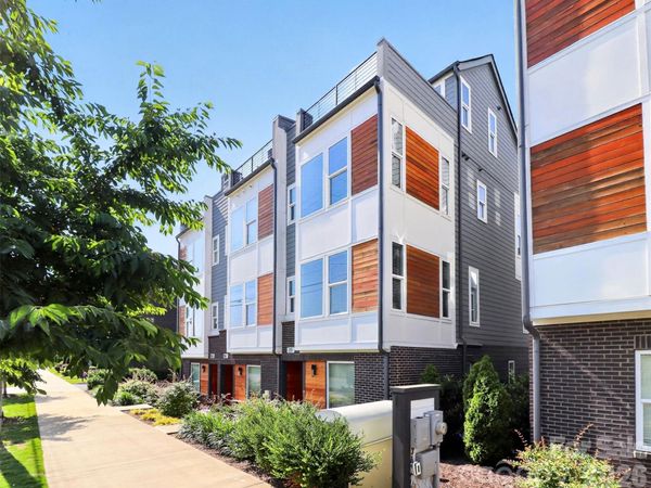 2111 Isom Street, Charlotte, NC 28208