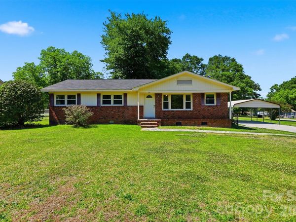 506 Providence Road , Lancaster, SC 29720