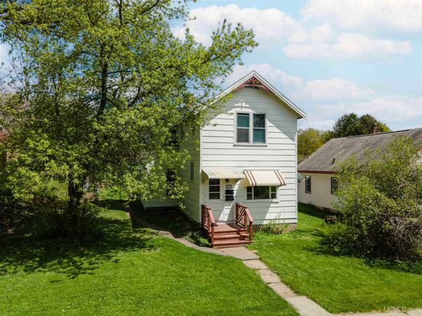 309 S 5th Street, Crystal Falls, MI 49920