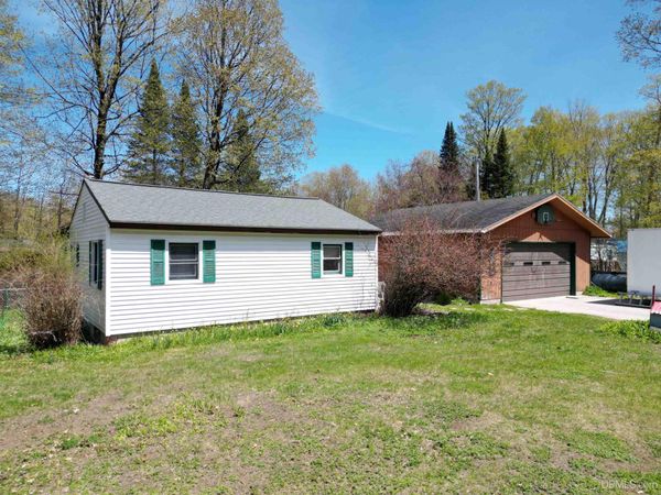 9640 W Dusty Lane, Thompson Twp, MI 49854