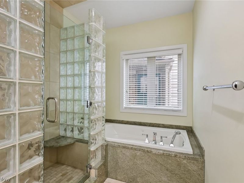 5230 River Creek Road , Lyndhurst, OH 44124 Photo 19