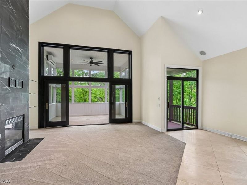 5230 River Creek Road , Lyndhurst, OH 44124 Photo 4