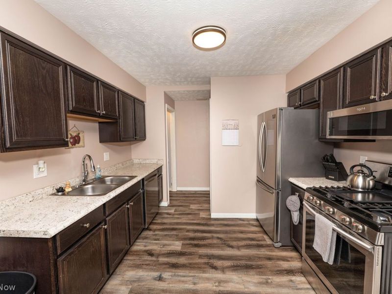 35222 S Turtle Trail , Unit 9B, Willoughby, OH 44094 Photo 7