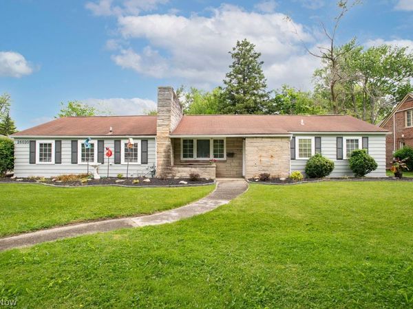 26030 Bagley Road , Olmsted Falls, OH 44138