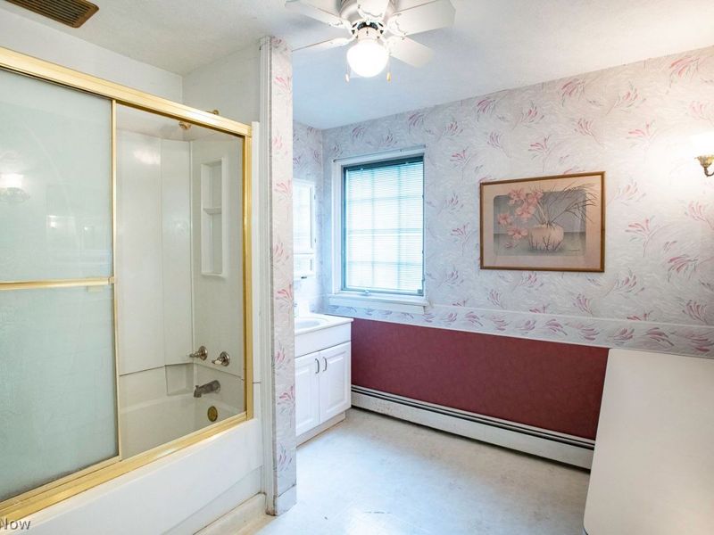 26030 Bagley Road , Olmsted Falls, OH 44138 Photo 15
