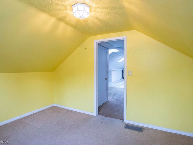 26030 Bagley Road , Olmsted Falls, OH 44138 Photo 38