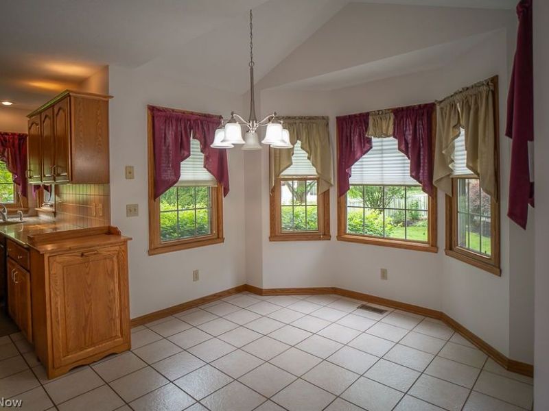 2591 Fallen Oak Circle NE, Massillon, OH 44646 Photo 16