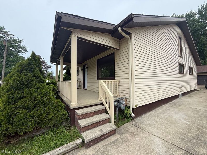 1802 Lyndon Avenue , Ashtabula, OH 44004 Photo 3