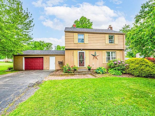 1059 E 6th Street , Salem, OH 44460
