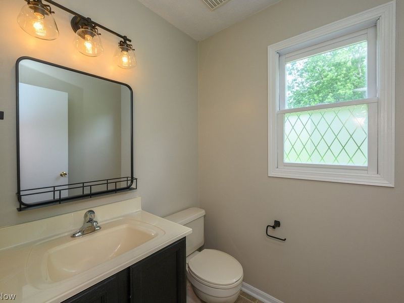 1597 Briarwood Way , Uniontown, OH 44685 Photo 13