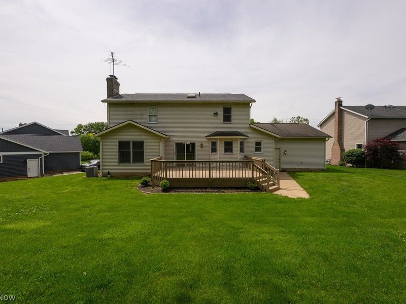 1597 Briarwood Way , Uniontown, OH 44685 Photo 32