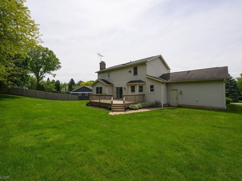 1597 Briarwood Way , Uniontown, OH 44685 Photo 33