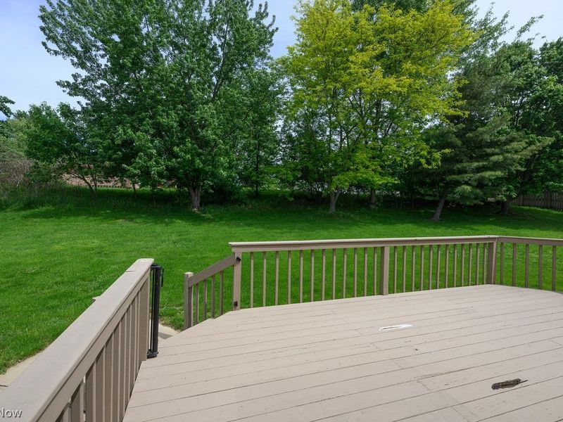 1597 Briarwood Way , Uniontown, OH 44685 Photo 38