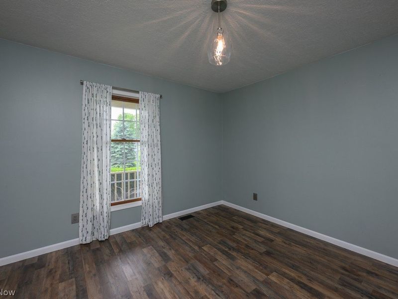 1597 Briarwood Way , Uniontown, OH 44685 Photo 4