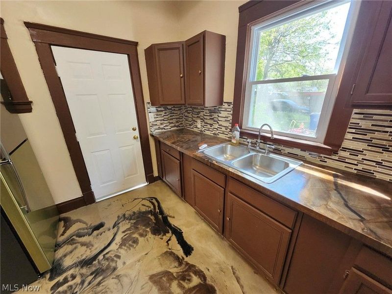 3285 E 137th Street, Cleveland, OH 44120 Photo 10