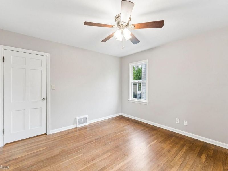 24230 Knickerbocker Road , Bay Village, OH 44140 Photo 23