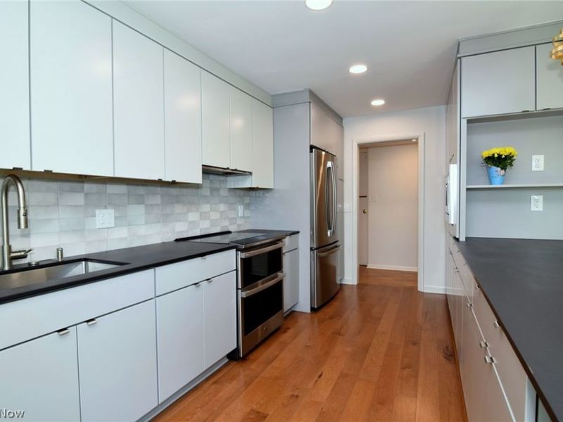 20101 N Park Boulevard , Unit 201, Shaker Heights, OH 44118 Photo 10