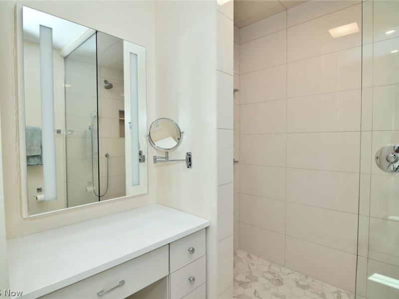 20101 N Park Boulevard , Unit 201, Shaker Heights, OH 44118 Photo 17