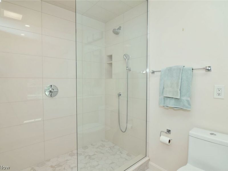 20101 N Park Boulevard , Unit 201, Shaker Heights, OH 44118 Photo 18
