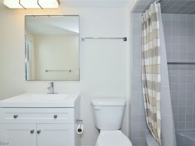 20101 N Park Boulevard , Unit 201, Shaker Heights, OH 44118 Photo 25