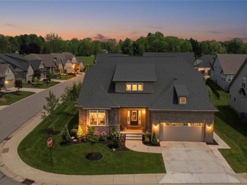 547 Silver Lake Drive , Chagrin Falls, OH 44022 Photo 2