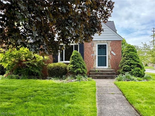 19493 Riverwood Avenue , Rocky River, OH 44116