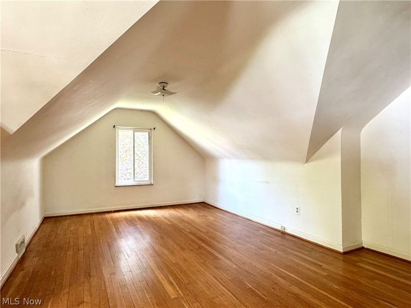 19493 Riverwood Avenue , Rocky River, OH 44116 Photo 26