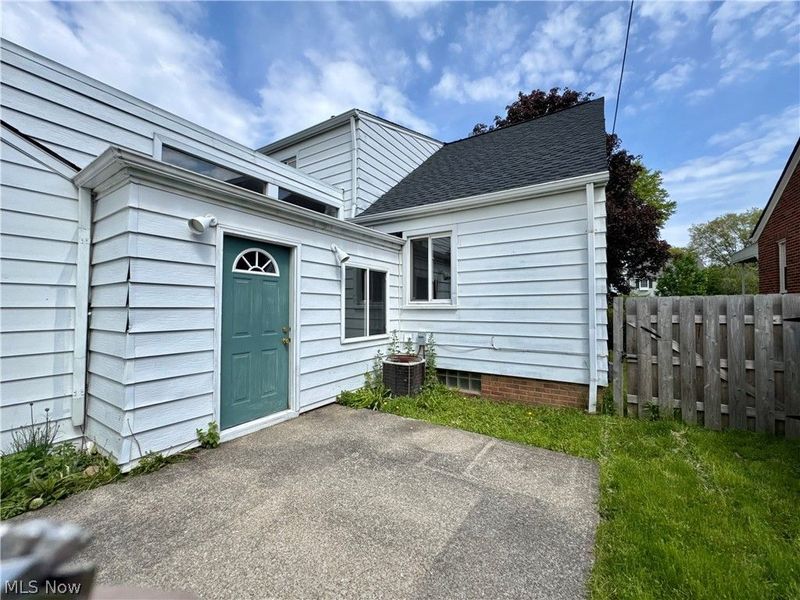 19493 Riverwood Avenue , Rocky River, OH 44116 Photo 40