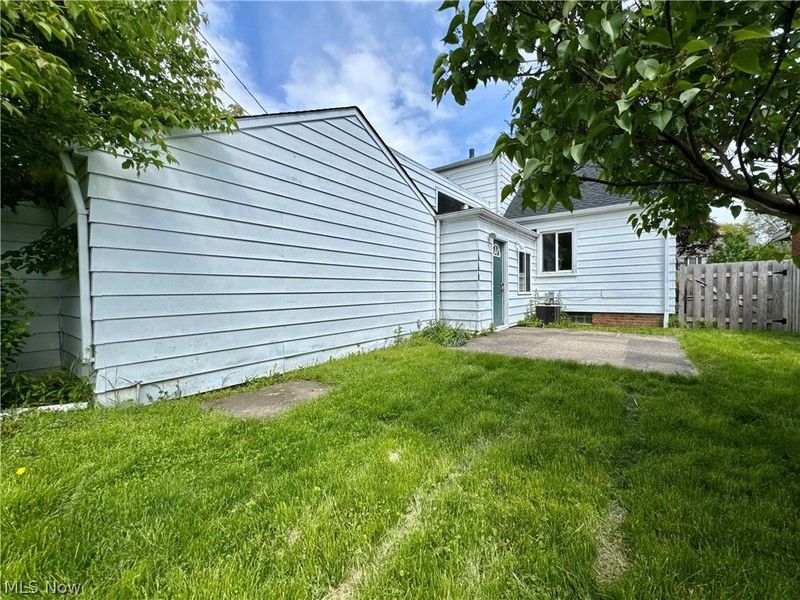 19493 Riverwood Avenue , Rocky River, OH 44116 Photo 42